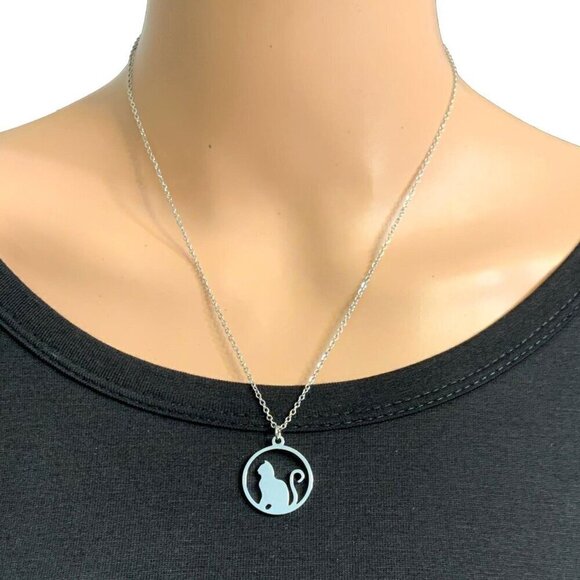 Cat Silhouette Pendant Necklace Silver Tone 18-20 Inch Adjustable Chain - Picture 2 of 4